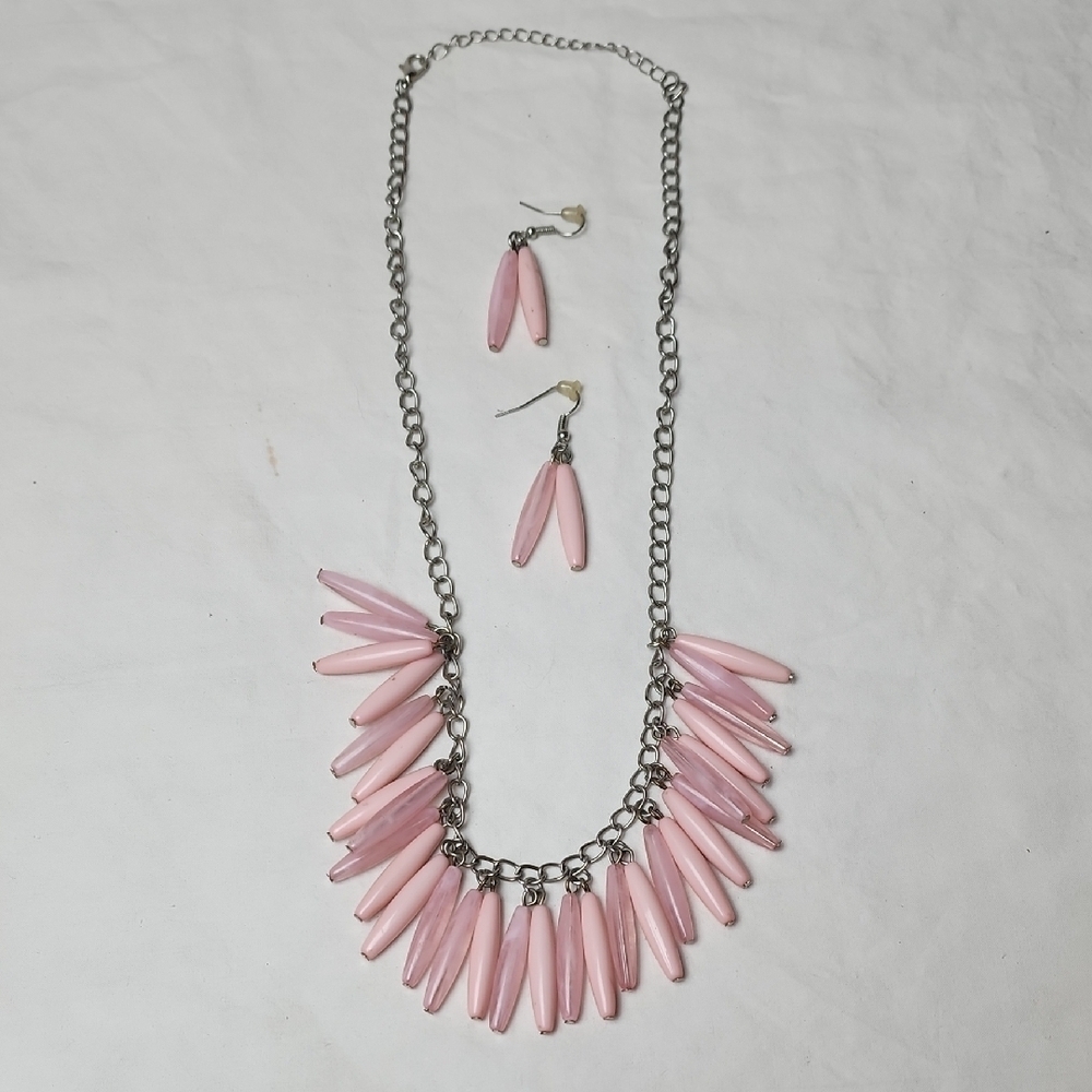 Paparazzi Full Of Flavor Pink Necklace Earring Set